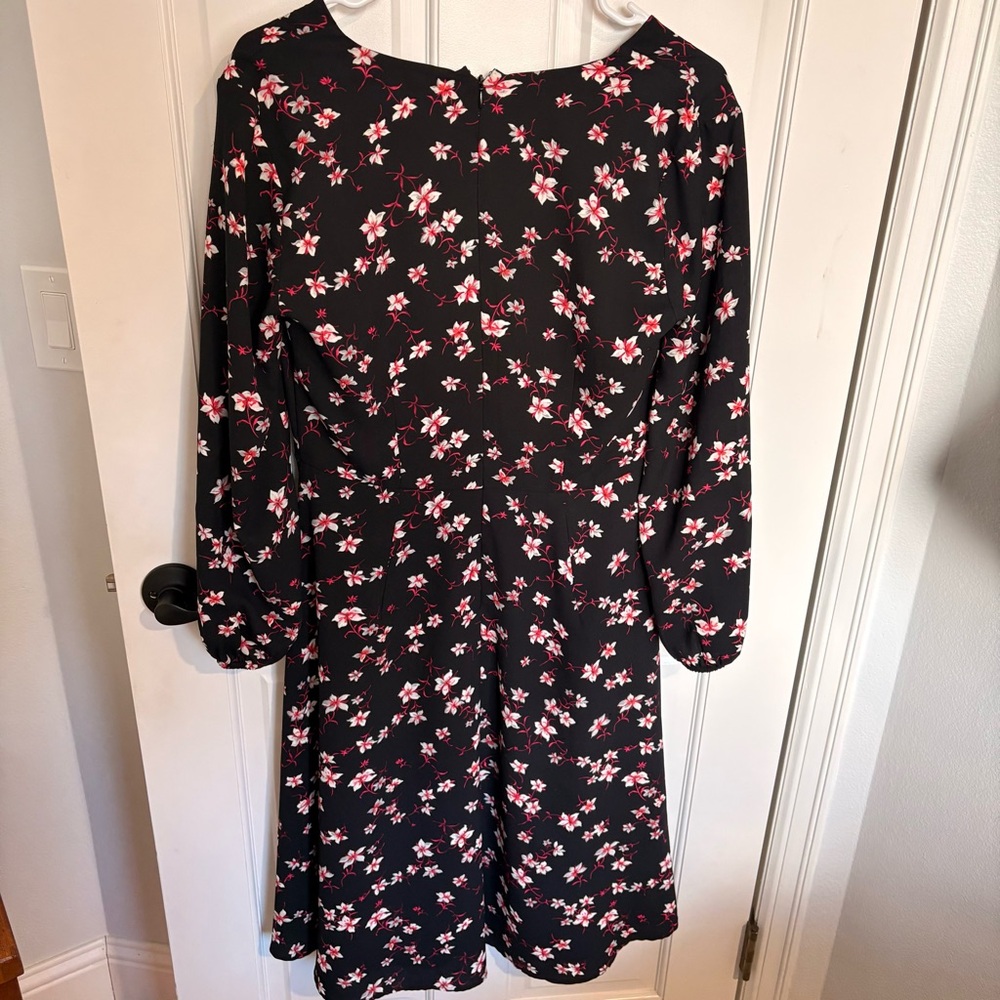 Ann Taylor mid length Floral Long Sleeve Flowy A line dress - Picture 10 of 11